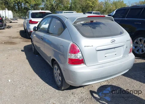 2008 Hyundai Accent Gs from USA, damaged, VIN KMHCM36C98U092567